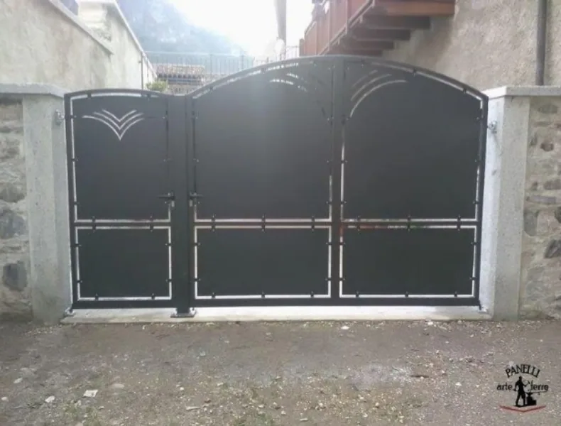 Porti din Tabla Model 29