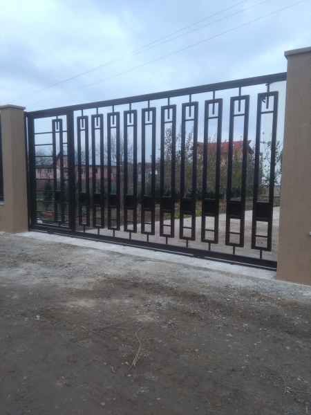 Porti Fier Forjat Model 25
