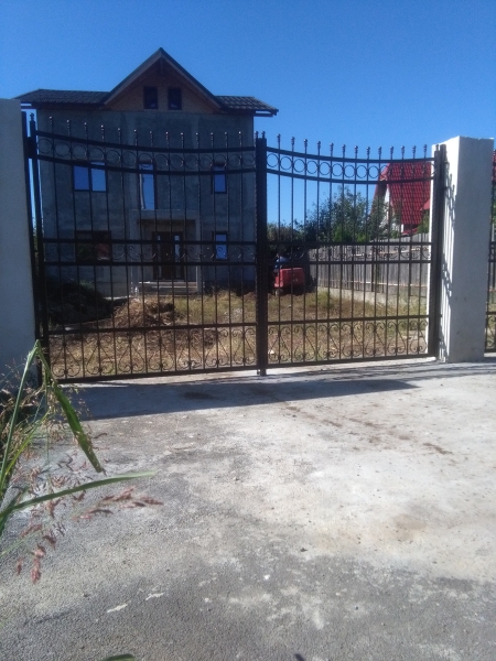 Porti Fier Forjat Model 18