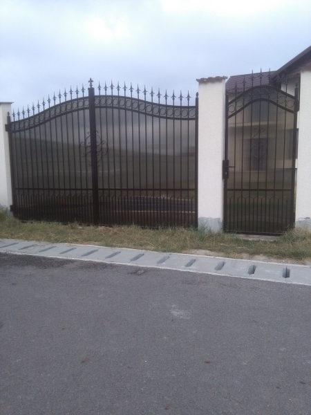 Porti Fier Forjat Model 20