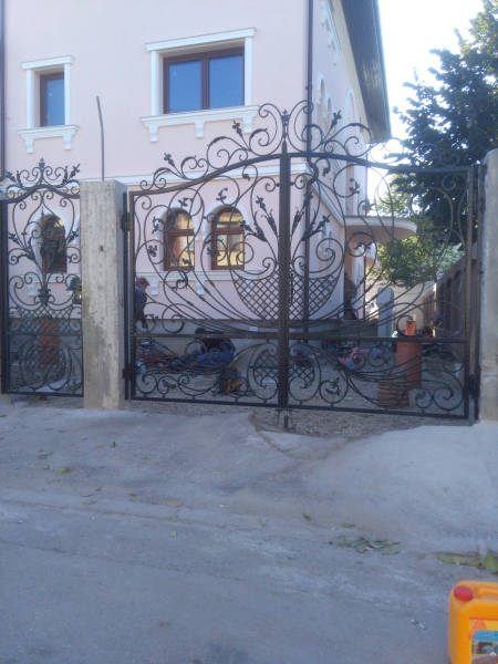 Porti Fier Forjat Model 23