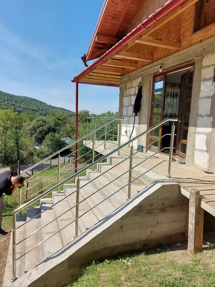 Balustradă inox scări exterioare - lucrare Real Inox 10