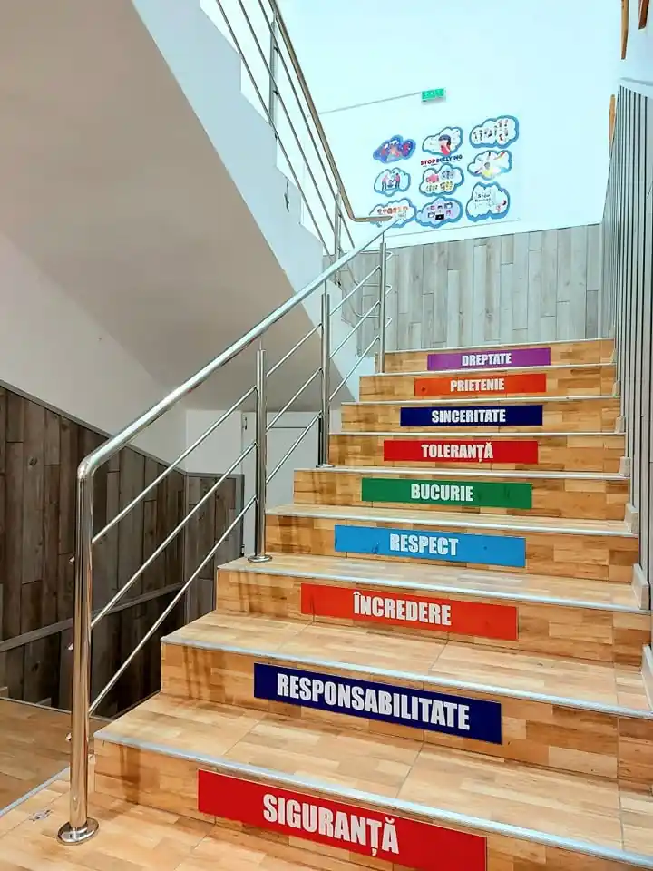 Balustradă inox modernă - lucrare Real Inox 18