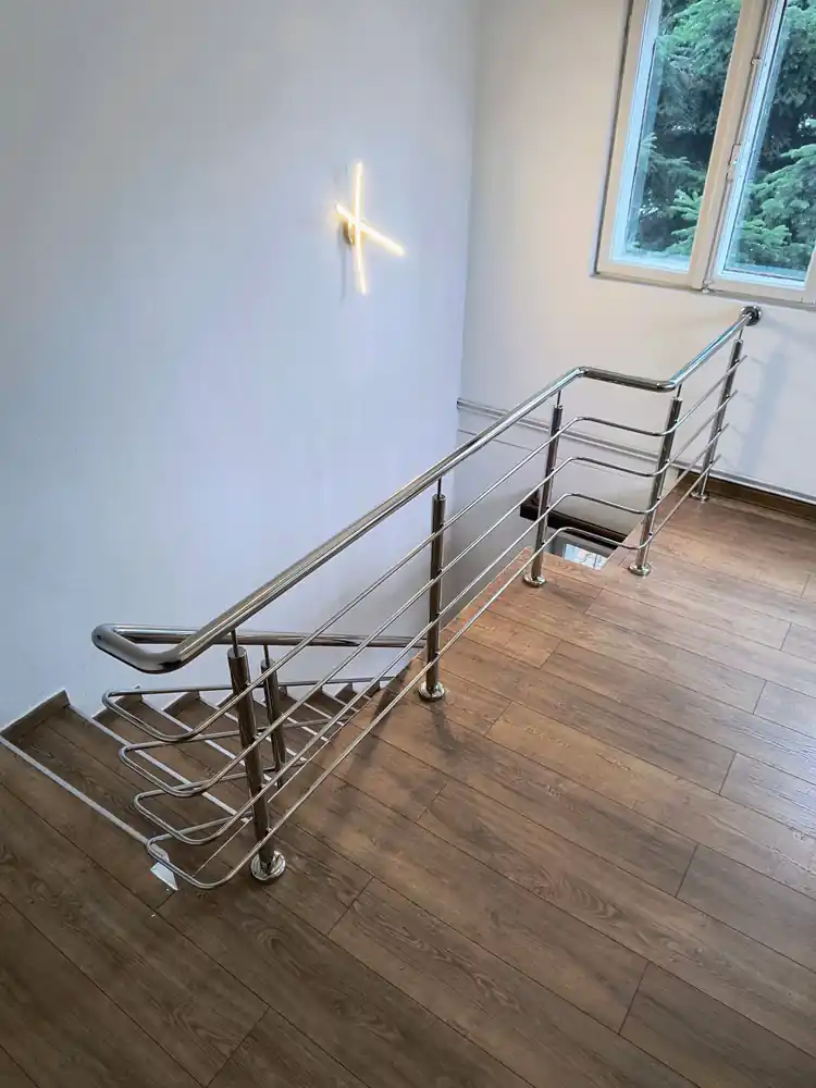 Balustradă inox cu model - lucrare Real Inox 8