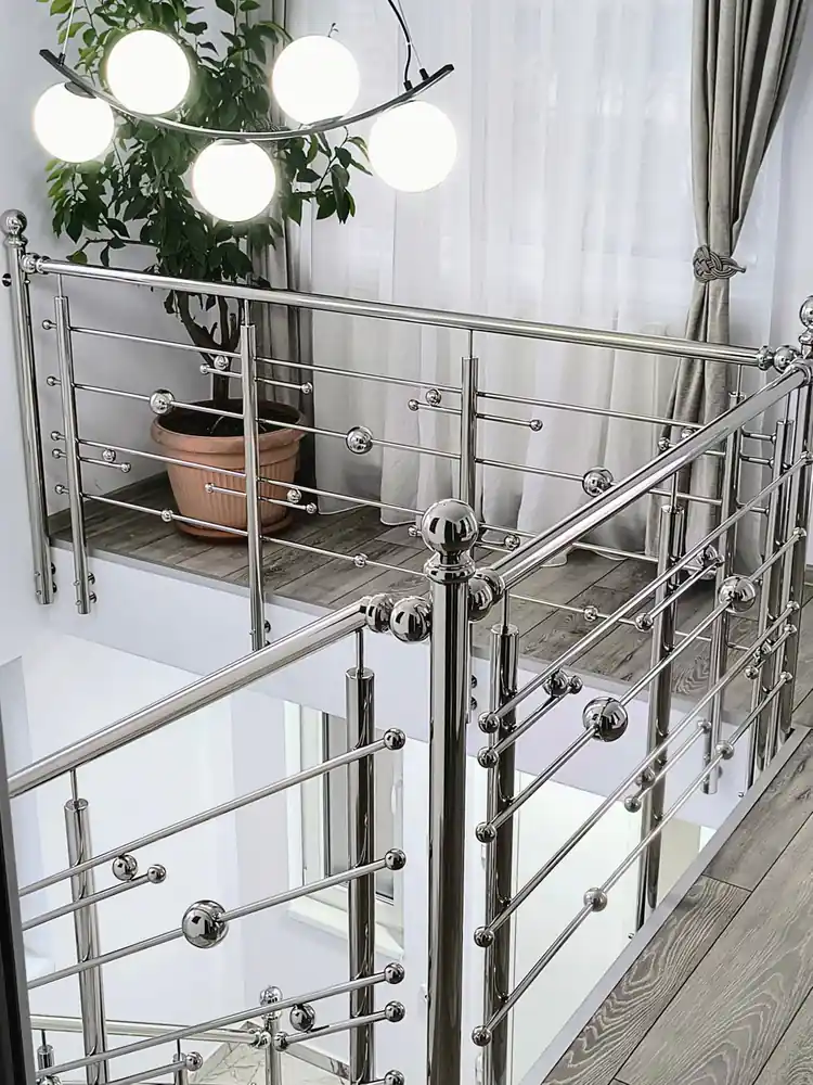 Balustradă inox cu model - lucrare Real Inox 28