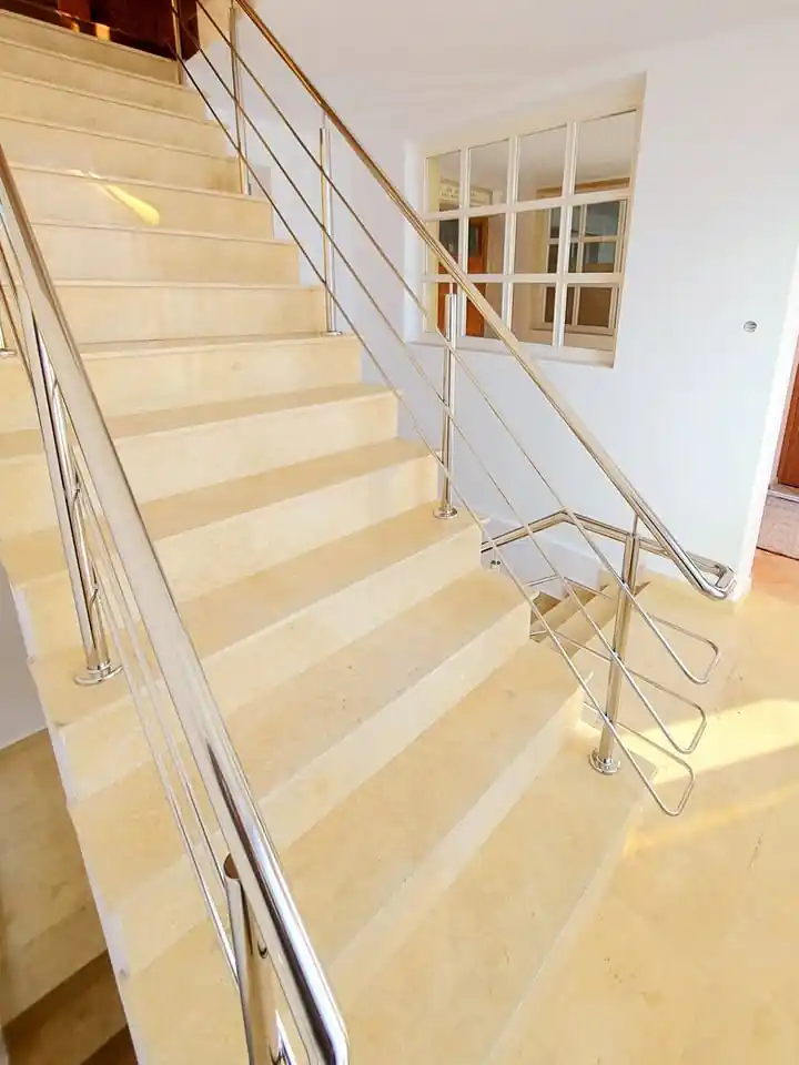 Balustradă inox modernă - lucrare Real Inox 14
