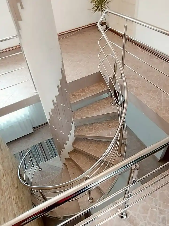 Balustradă inox modernă - lucrare Real Inox 13