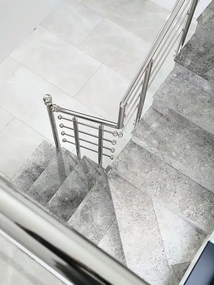 Balustradă inox scări interioare - lucrare Real Inox 21