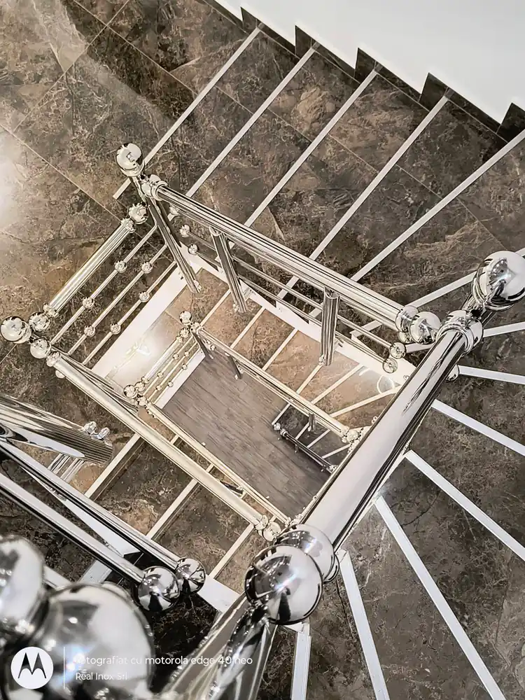 Balustradă inox modernă - lucrare Real Inox 39