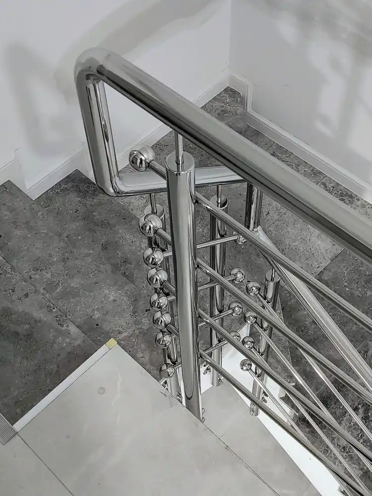 Balustradă inox cu model - lucrare Real Inox 16