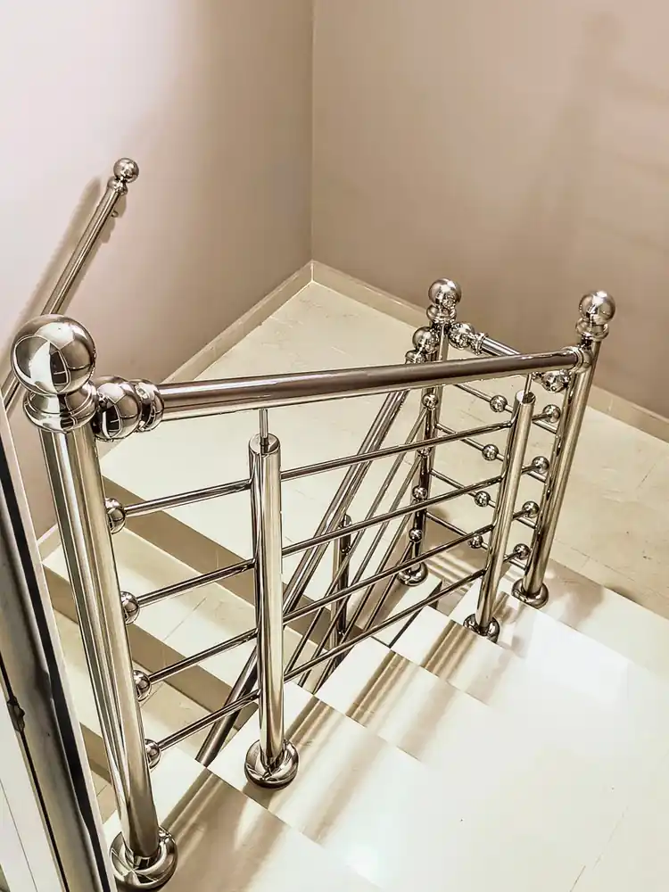 Balustradă inox modernă - lucrare Real Inox 28