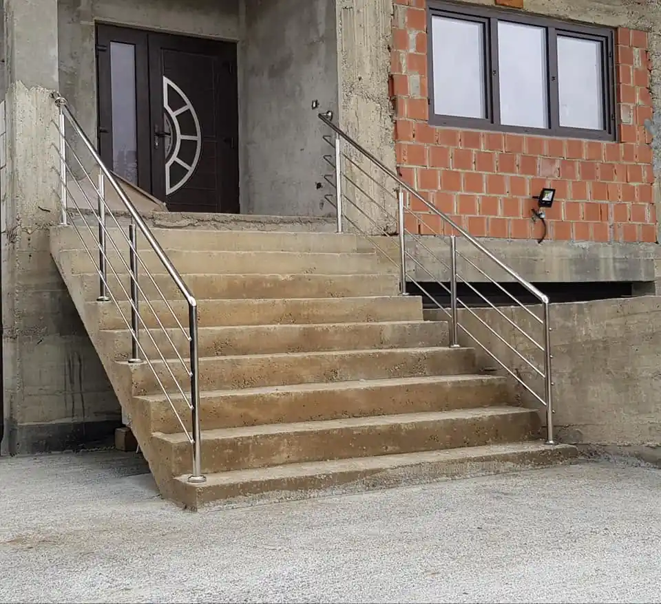 Balustradă inox scări exterioare - lucrare Real Inox 8