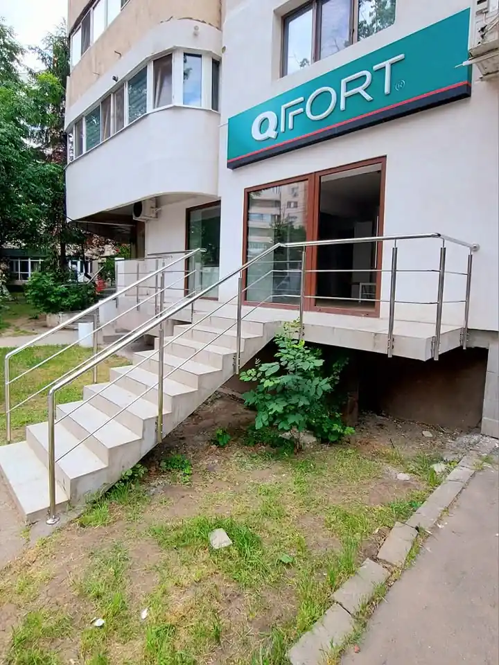 Balustradă inox scări exterioare - lucrare Real Inox 13